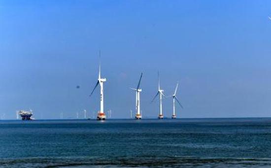 China's installed power capacity hits 3.95b kW as solar and wind surge