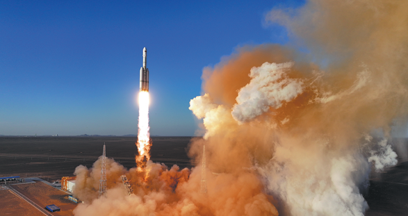 Kinetica 2, the new rocket model developed by Beijing-headquartered CAS Space, lifts off for its maiden flight from the Jiuquan Satellite Launch Center in northwestern China on Monday. (WANG JIANGBO/FOR CHINA DAILY)