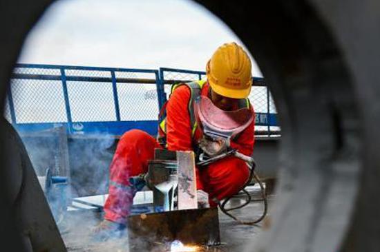 China's deepest undersea high-speed rail tunnel advances to 113m depth