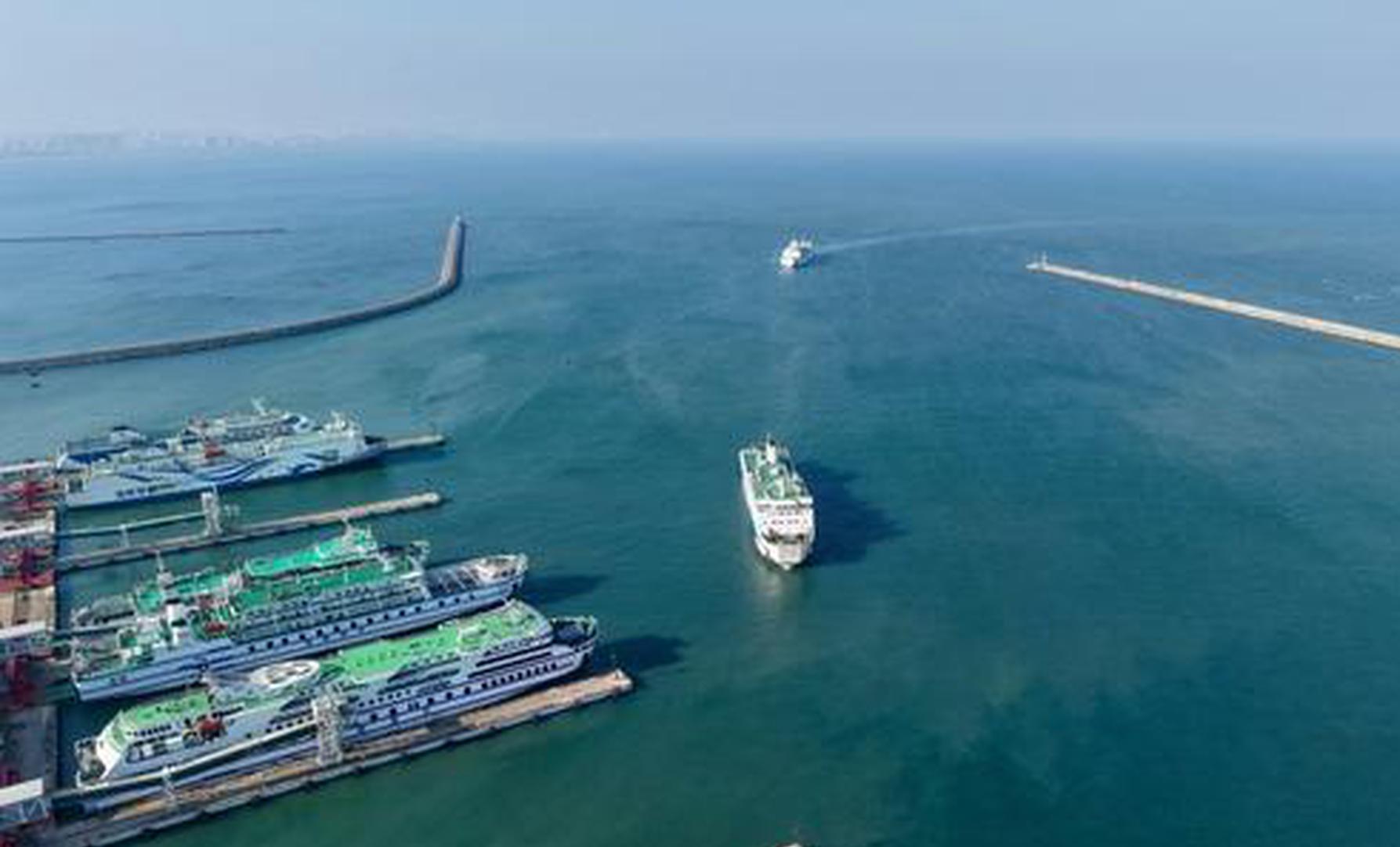 China-built engine fueled by hydrogen test-flown