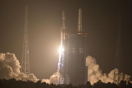 China's Long March-8 rocket launches new internet satellites