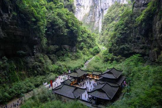 Wulong's World Natural Heritage draws global travelers to Chongqing