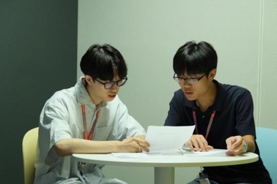 'Workplace childhood friends' redefine loyalty