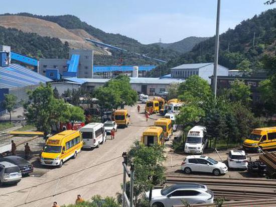 North China coal mine accident leaves 82 dead, nine trapped