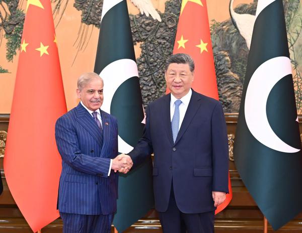 Chinese President Xi Jinping meets with Pakistani Prime Minister Shehbaz Sharif, who is on an official visit to China, at the Great Hall of the People in Beijing, capital of China, May 25, 2026. (Xinhua/Li Xiang)