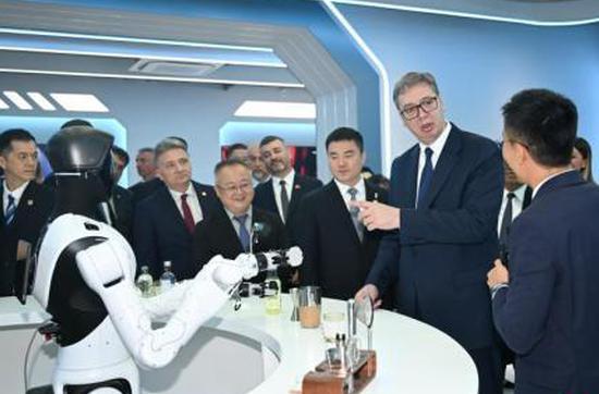 Vucic sees new chapter in bilateral ties