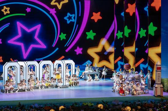 International Children's Day gala staged in Beijing