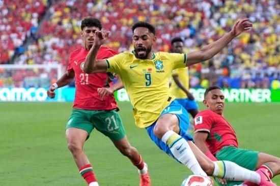 Brazil flaws exposed in heavyweight clash