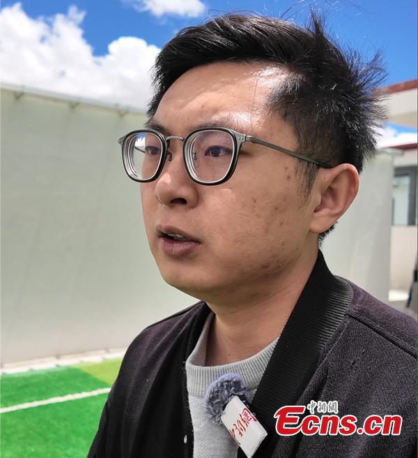 Vice township chief Zhang Zhengqiu (Photo: Zhang Jiahao/ China News Network)