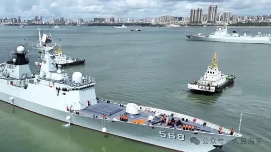 PLA Navy vessels Nanning, Hengyang arrive in Hong Kong 