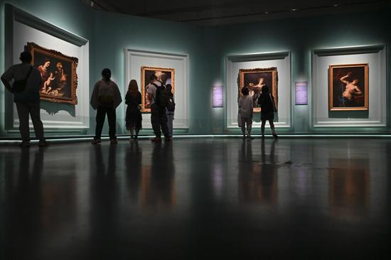 Prosperous Symphony exhibition opens at Guangdong Museum