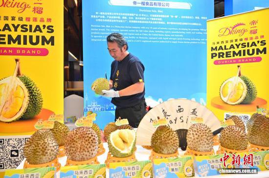 Malaysia to boost durian exports to China by 2030