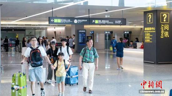Shanghai airport upgrades services to position the city as the world's preferred transit hub
