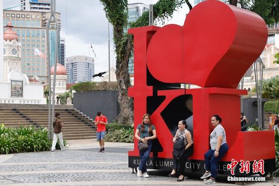 Malaysia and Singapore to introduce digital border system by January