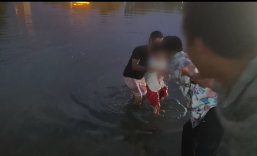 Six high school graduates rescue child from lake in Xinjiang