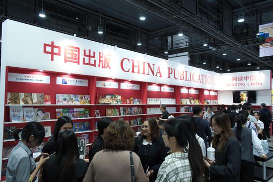 How literature by China's ethnic groups is reaching global readers