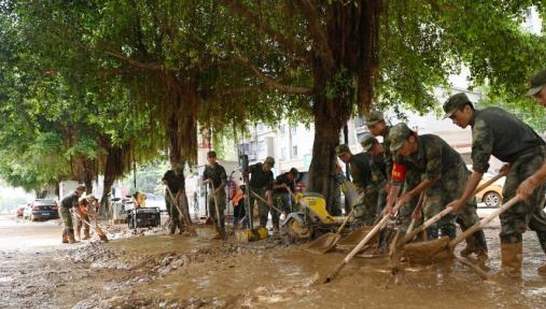 China's central bank adds 100 bln yuan to relending quota for flood control, disaster relief