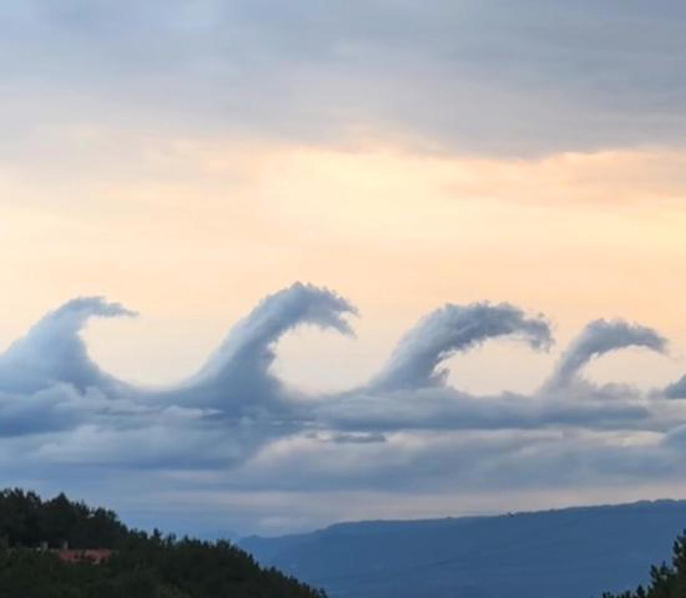 China In Photos: Check out these wavy clouds known as Kelvin–Helmholtz clouds seen over Chongqing