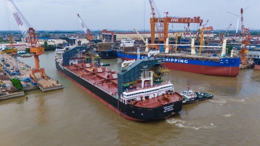 A Chinese-made vessel during construction at a shipyard.（Xinhua Photo）