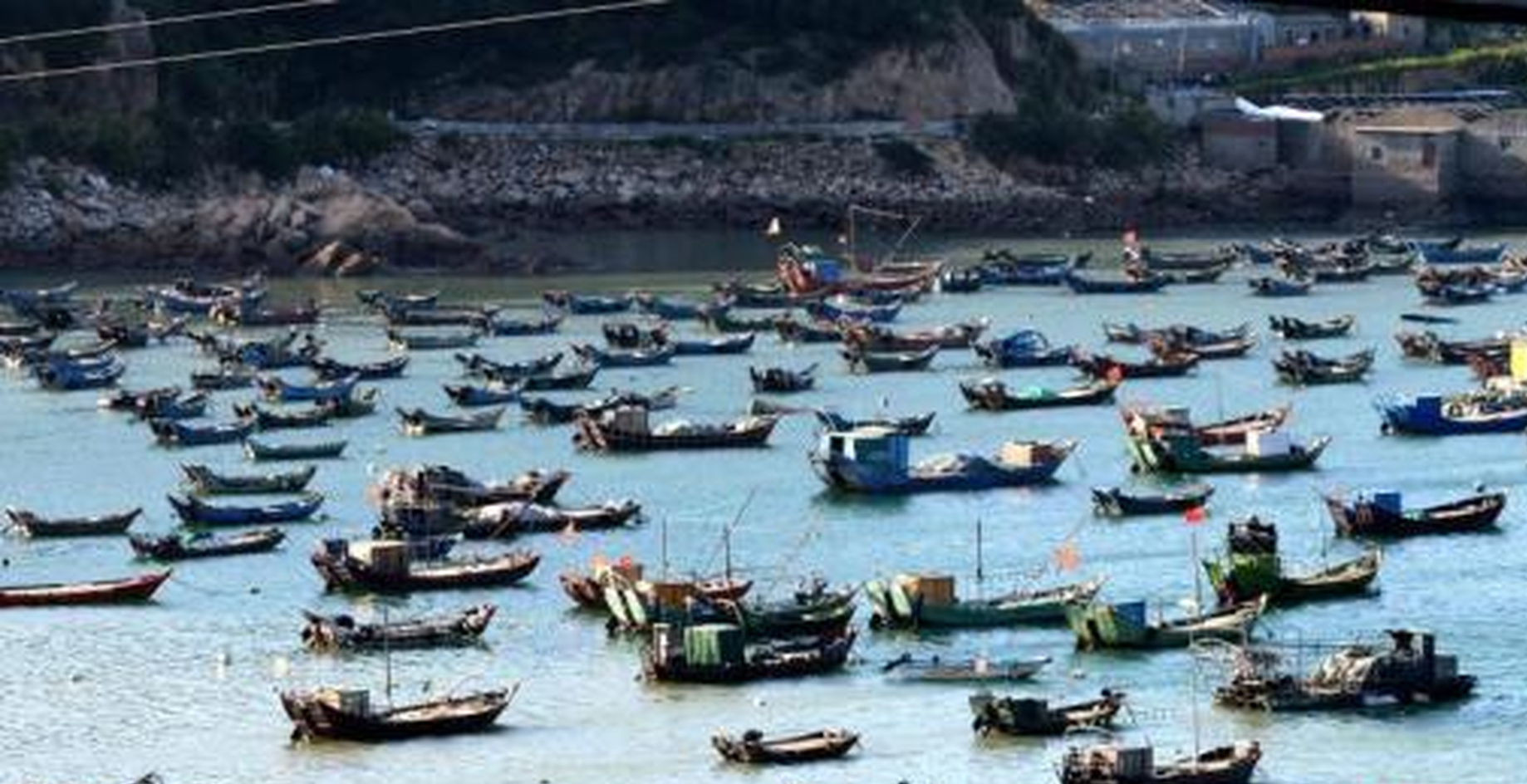 S China's Fujian steps up precautions as Typhoon Noul nears coast