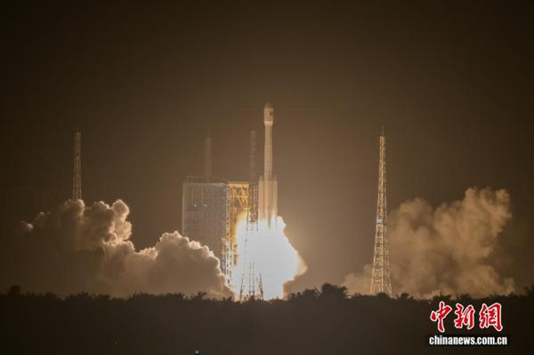 The Tianlian-3-01 satellite was successfully launched by a Long March-7A carrier rocket from the Wenchang Space Launch Site in Hainan province at 7:50 pm on July 29. (Photo: China News Service)