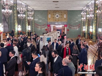 The photo exhibition Friendship Unites Us, Light Connects Hearts opens at the Chinese Embassy in Russia, January 23, 2026. (Photo: China News Service/Tian Bing)[