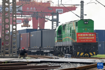 China-Europe freight trains cut air conditioner delivery times to 15 days