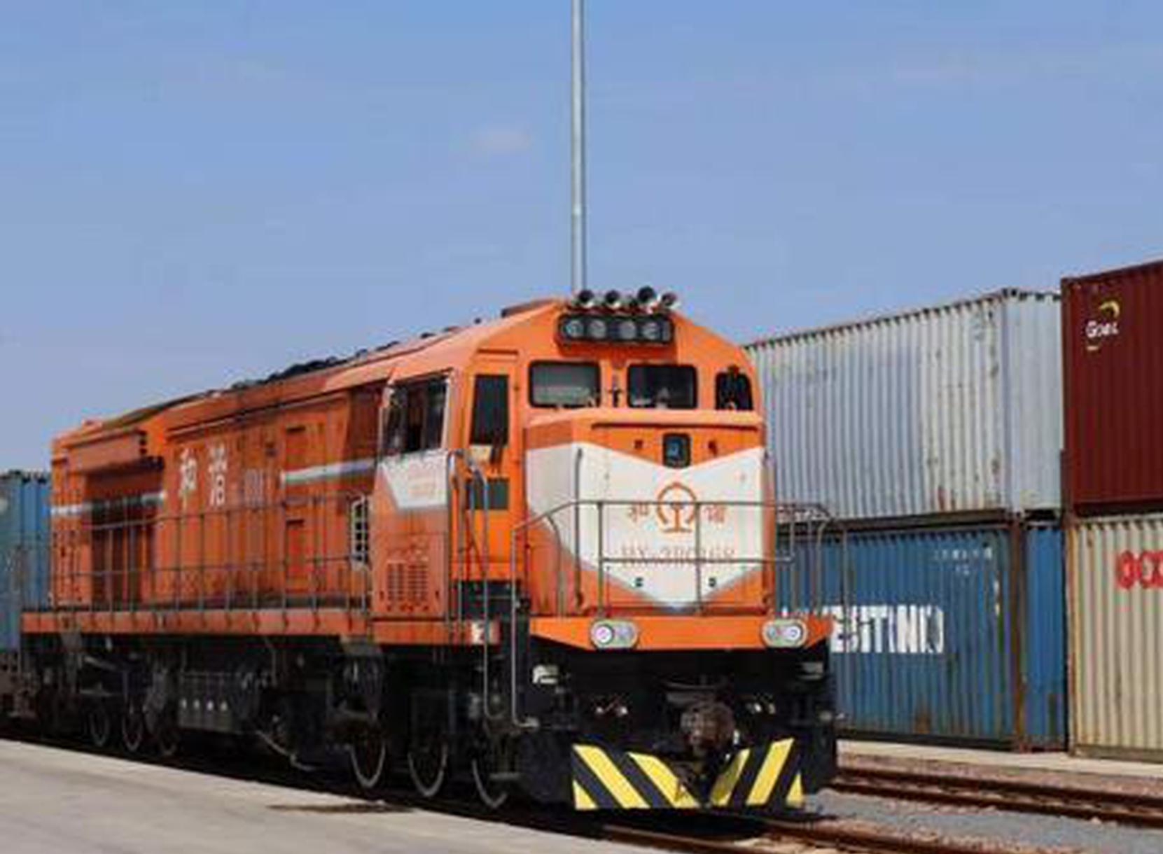 Scheduled China-Europe freight trains cut travel time by over 30%
