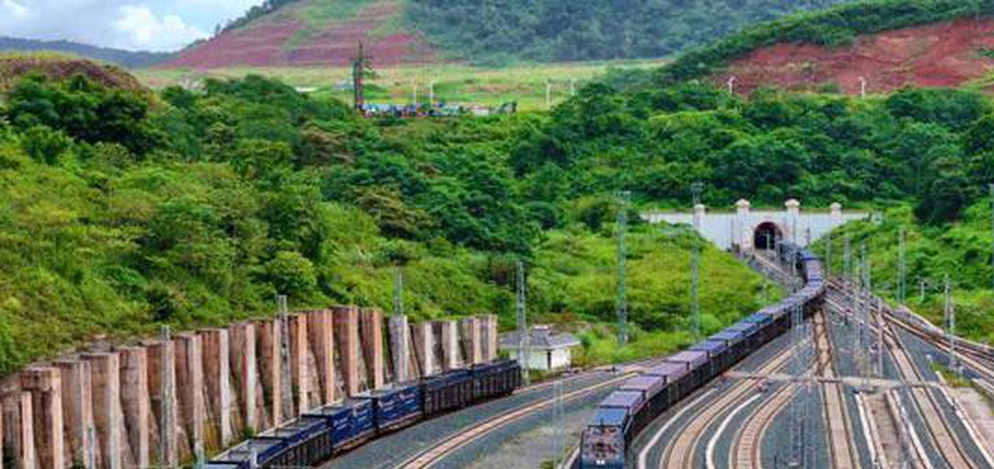 China-Laos Railway cargo tops 90 million tonnes