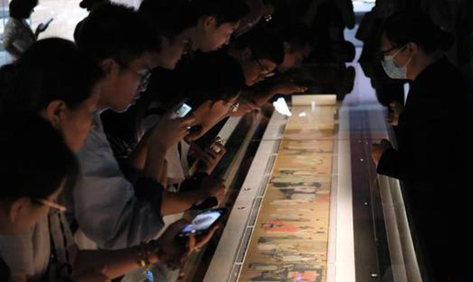 Famous ancient Chinese painting displayed in Hangzhou