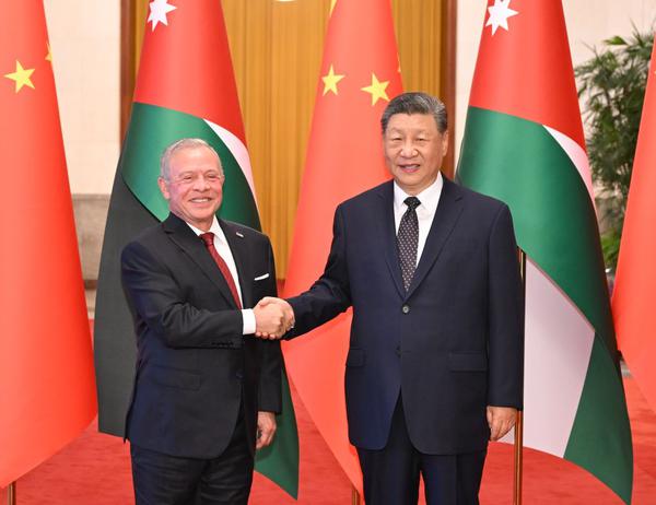 Chinese President Xi Jinping holds talks with King of the Hashemite Kingdom of Jordan Abdullah II ibn Al Hussein, who is on a state visit to China, at the Great Hall of the People in Beijing, capital of China, Aug. 24, 2026. (Xinhua/Li Xiang)