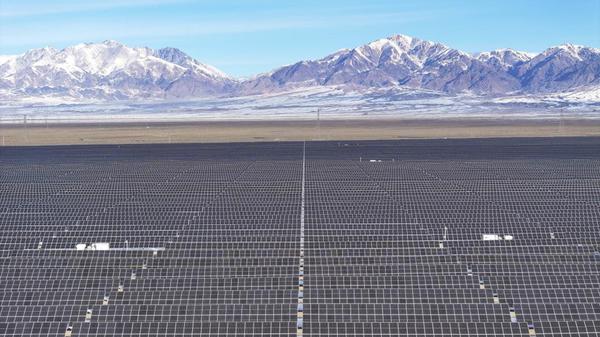 Shichengzi Photovoltaic Industrial Park in Hami, Xinjiang Uygur Autonomous Region, Jan. 6, 2025. (Photo: Xinhua)