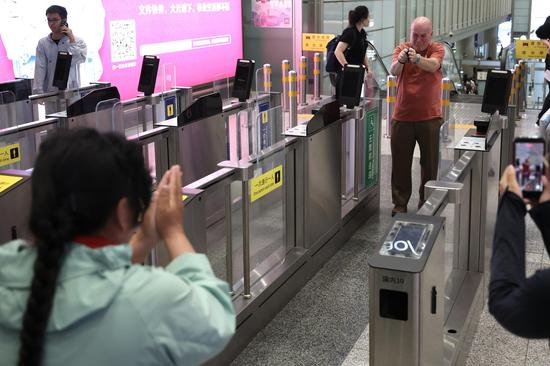 Ronald Sakolsky departs Beijing for the U.S.
