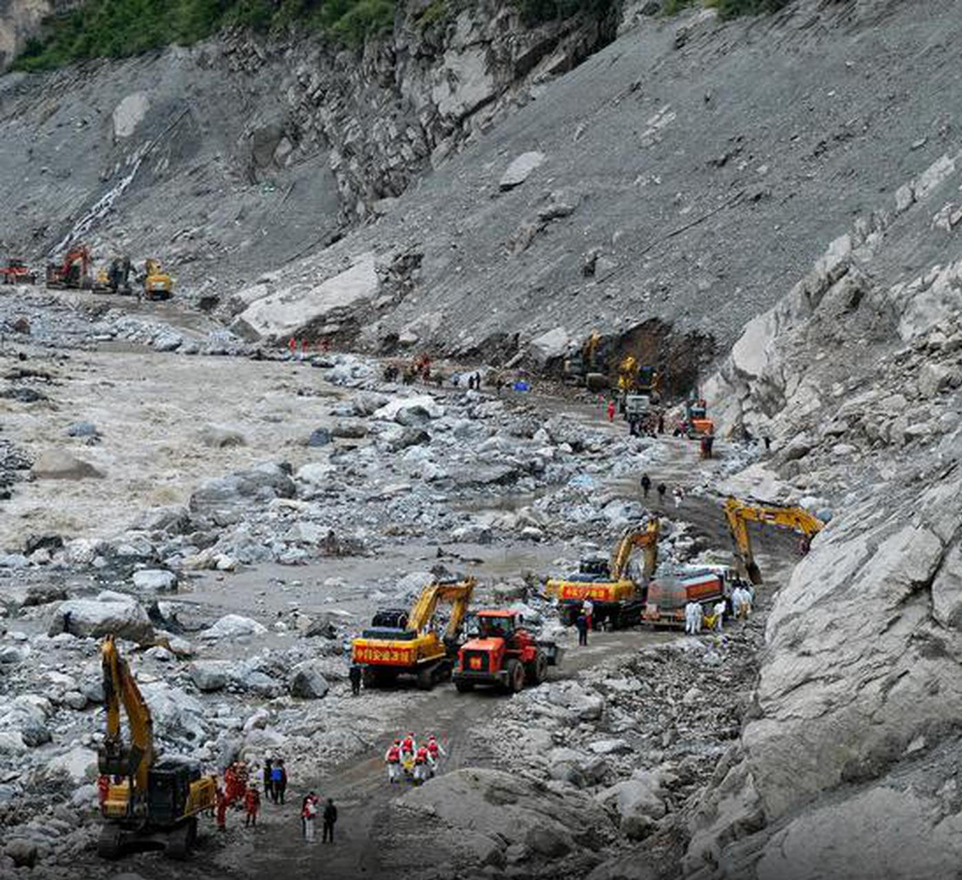 China informs foreign embassies of DNA collection procedures: FM on rescue efforts following mudslide in Xizang region