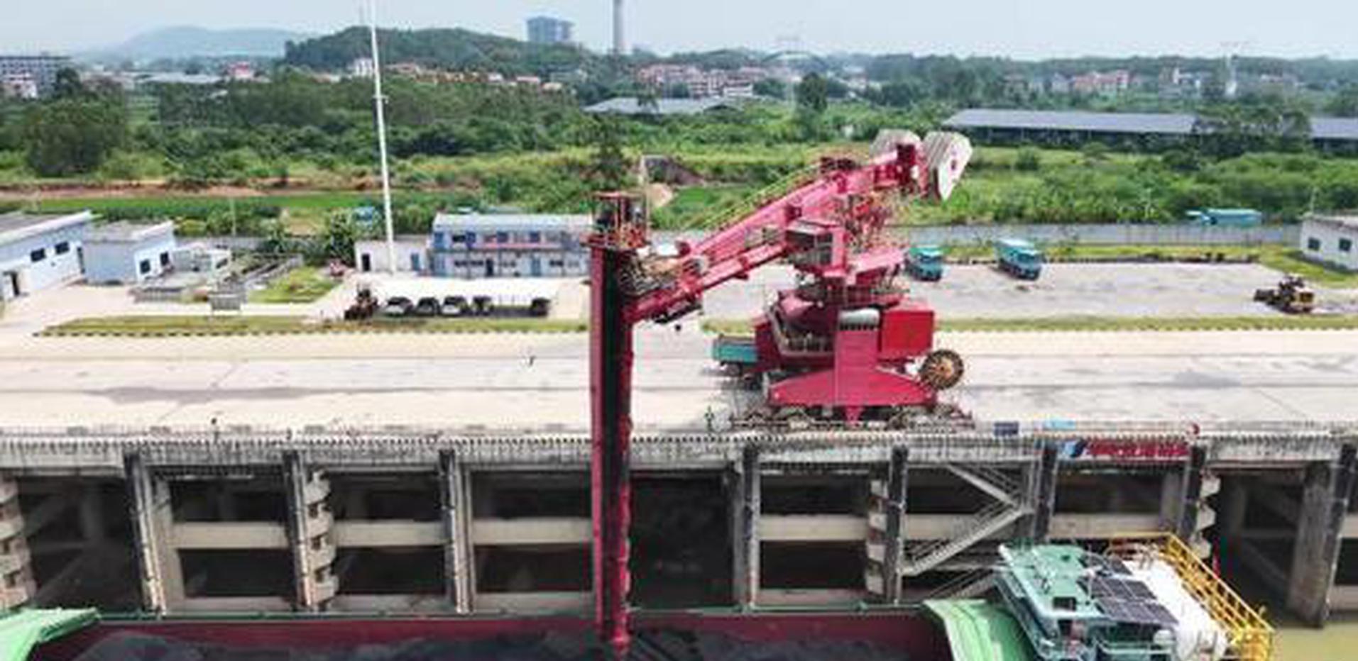 Pinglu Canal cuts shipping distance by 280 km as new coal route opened