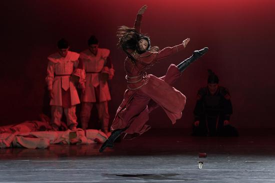 Chinese dance drama Mulan wins over New York audience