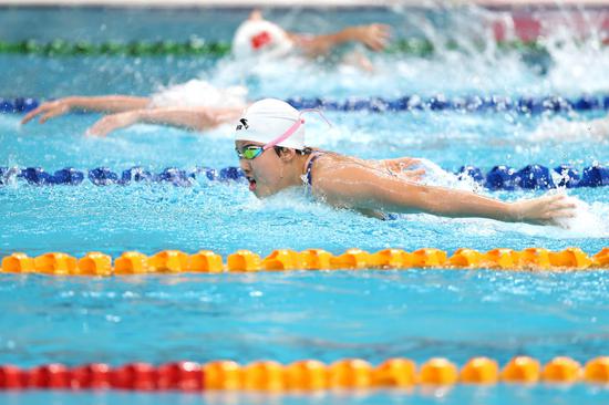 Yu Zidi wins woman's 200-meter butterfly stroke title at National Swimming Championships