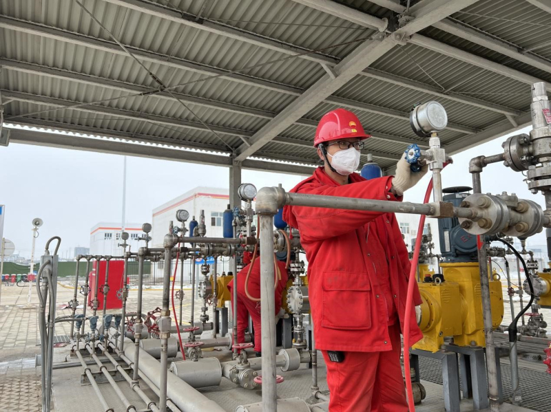 中国石油新疆油田呼图壁储气库开始今冬采气