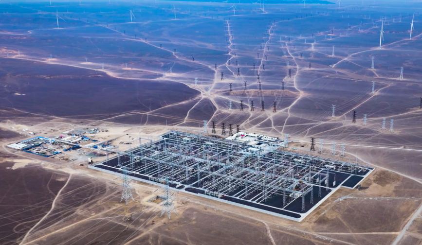 750千伏中湖和伊吾变航拍。冯洋 摄 750千伏中湖和伊吾变航拍。冯洋 摄