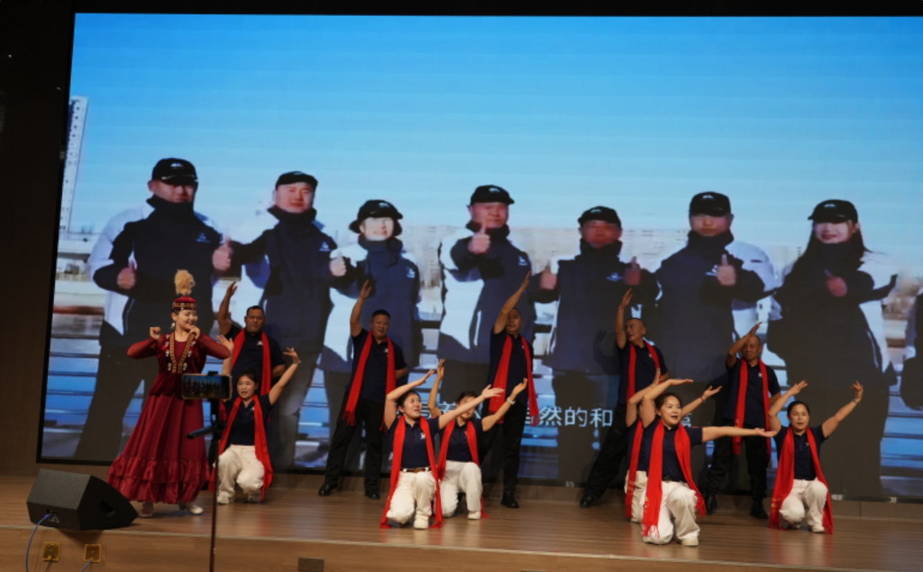 《情暖额敏河》