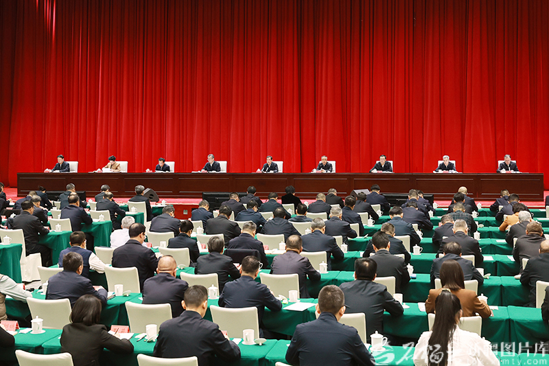 2月6日，自治区召开统战部长会议。自治区党委书记陈小江出席会议并讲话。天山网-新疆日报记者 崔志坚摄