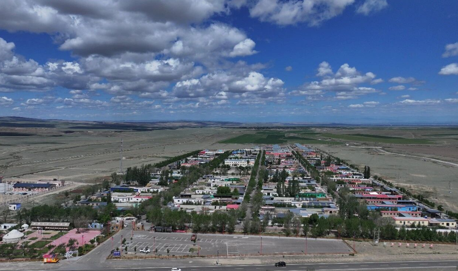 阿克铁克切村全貌。裕民县融媒体中心提供