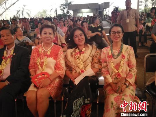 参加中菲文化节的嘉宾们。 菲律宾雅典耀大学孔子学院供图 摄 参加中菲文化节的嘉宾们。 菲律宾雅典耀大学孔子学院供图 摄