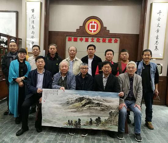 四川省政府文史馆采风团到新疆中原文化促进会考察交流
