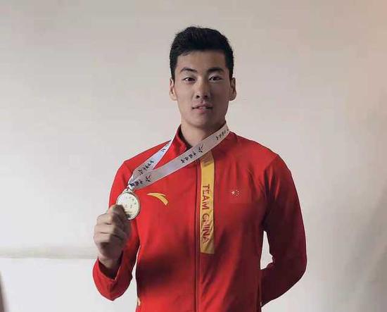 宁夏运动员王龙。
