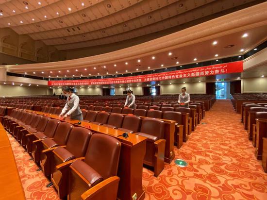 会堂内景。新疆人民会堂管理中心提供