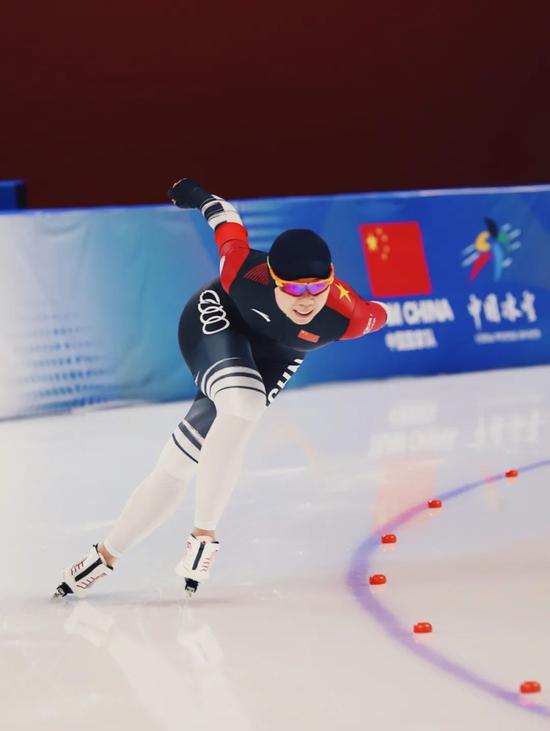 2022年1月，殷琦参与速度滑冰奥运会选拔赛。资料图
