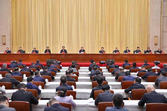 5月10日，自治区党委外事工作会议在银川召开。