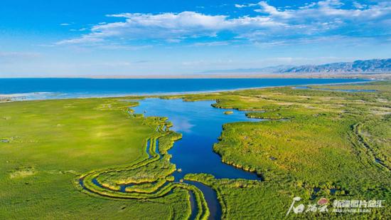 俯瞰博斯騰湖美景。圖由自治區(qū)水利廳提供