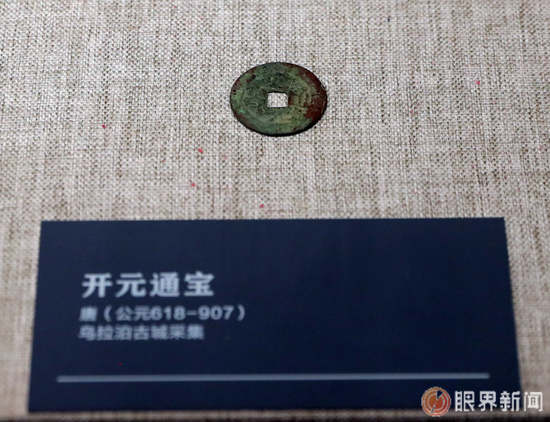乌拉泊古城历史陈列馆内的展品。记者王畅彤摄
